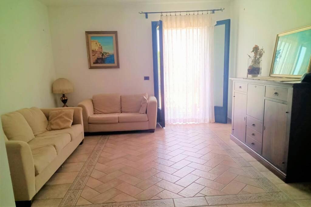 Appartamento Incantevole 90 Mq A Due Passi Mare Mozzafiato Изола-делле-Феммине Экстерьер фото