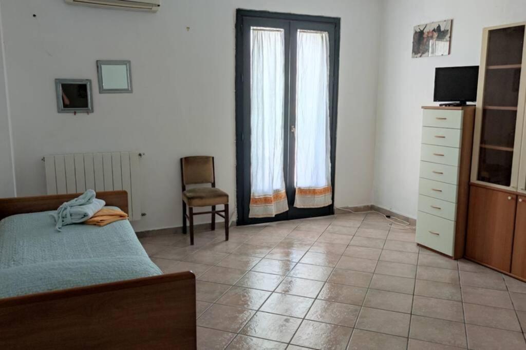 Appartamento Incantevole 90 Mq A Due Passi Mare Mozzafiato Изола-делле-Феммине Экстерьер фото